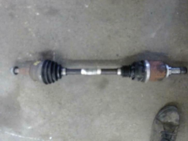 cardan gauche  dacia dokker  1.5dci, Autos : Pièces & Accessoires, Freins & Transmission, Dacia, Utilisé, Enlèvement ou Envoi