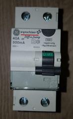 differentieel schakelaar 2p 40A 300mA - Vynckier, Ophalen, Nieuw, Schakelaar