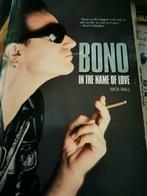 Bono U2 in the name of love Boek 1960-2005 engelstalig, Boeken, Gelezen, Mick Wall, Artiest, Ophalen of Verzenden