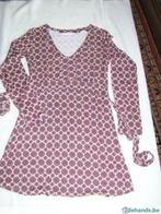 Vida Vita nl. zwangerschap jurk met rood motief maat XS, Kleding | Dames, Zwangerschapskleding, Gedragen, Maat 34 (XS) of kleiner