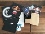 2Dvd+BRDvd+Div Box U2 360 Live Rose Bowl incl oa 7"+Boek, Boxset, 2000 tot heden, Gebruikt, Ophalen of Verzenden