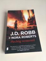 Boek / J.D. Robb - Nora Roberts - Plechtig vermoord, Boeken, Ophalen of Verzenden, Gelezen