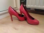 Roze pumps buffalo London, Buffalo london, Escarpins, Porté, Rose