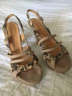 Schoenen met hoge hak 10,5 cm PEPE Castell maat 36. 10 euro, Neuf, PEPE CASTELL, Enlèvement ou Envoi, Beige