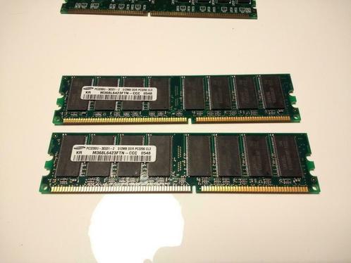 Samsung 2x 512MB DDR PC3200 CL3, Computers en Software, RAM geheugen, Zo goed als nieuw, 1 GB of minder, DDR, Ophalen of Verzenden