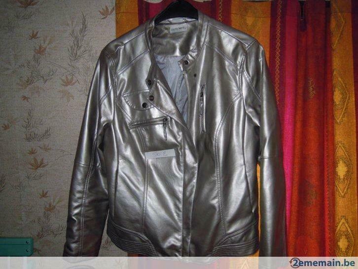 A vendre blouson similli cuir et pantaton cuir, Vêtements | Femmes, Vestes | Hiver, Neuf, Taille 42/44 (L), Autres couleurs, Enlèvement ou Envoi