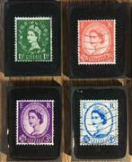 Koelkastmagneet in Hars met Postzegel Queen Elizabeth II, Autres types, Enlèvement ou Envoi