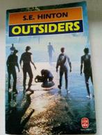 Livre "Outsiders" de S.E. Hinton, Gelezen, Ophalen of Verzenden