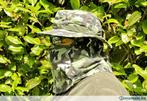 Militaria - Gecamoufleerde hoed met gemaskerd gezicht F477, Ophalen of Verzenden