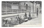 Lourdes les Robinets de la Source Miraculeuse, Verzamelen, Postkaarten | Buitenland, Ophalen of Verzenden, 1920 tot 1940, Gelopen