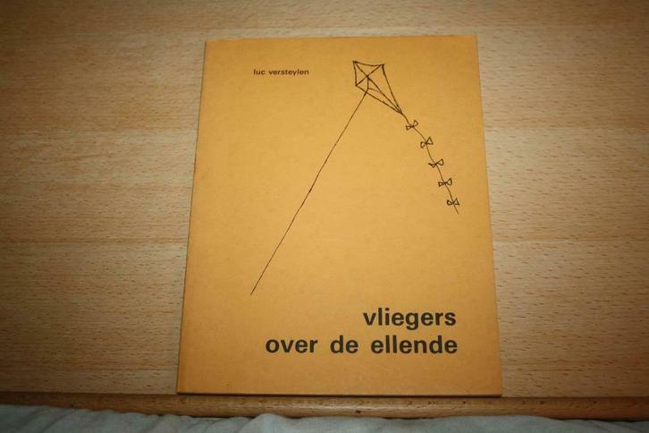 Vliegers over de ellende – Luc Versteylen, Boeken, Reisverhalen, Zo goed als nieuw, Midden-Amerika, Ophalen