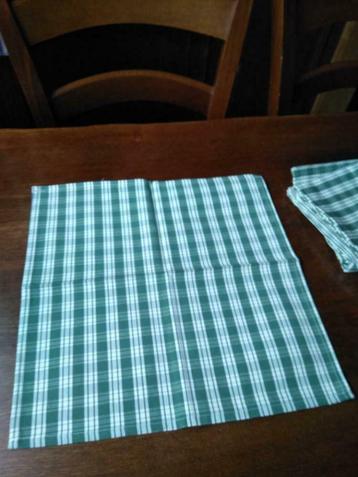 Nieuwe katoenen servetten  heel stevige kwaliteit 300gr/m2 beschikbaar voor biedingen