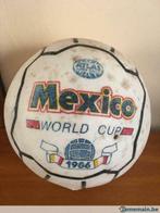 Ancien vieux ballon souvenir de la coupe du monde 86, Antiquités & Art