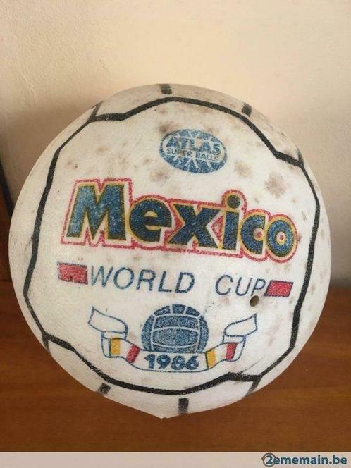 Ancien vieux ballon souvenir de la coupe du monde 86, Antiquités & Art, Antiquités | Autres Antiquités