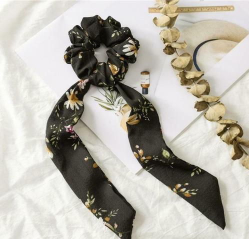 Vintage scrunchie bloemen & lint - Zwart, Handtassen en Accessoires, Uiterlijk | Haarverzorging, Nieuw, Overige typen, Verzenden
