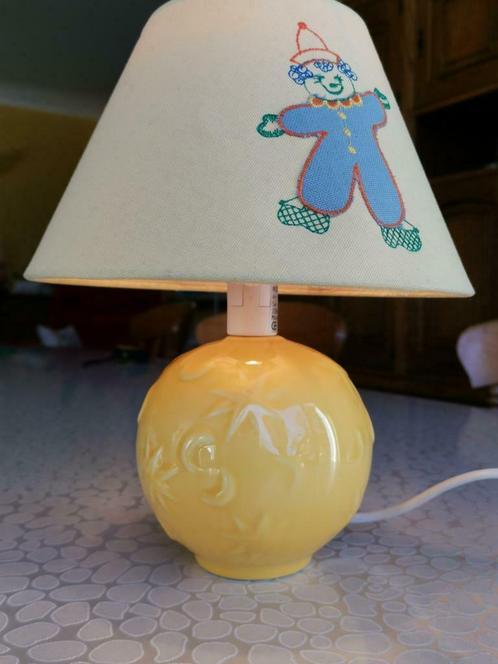 Bedlampje met clowndecor, Huis en Inrichting, Lampen | Tafellampen, Zo goed als nieuw, Minder dan 50 cm, Ophalen of Verzenden