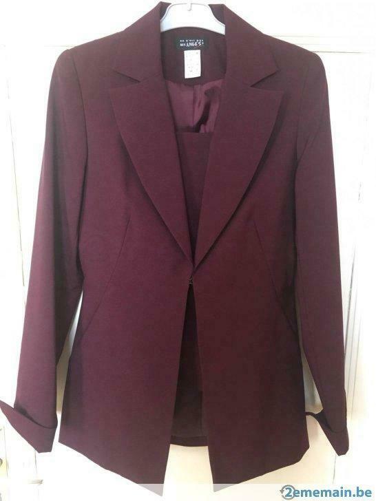 Tailleur jupe et veste, Enlèvement ou Envoi, Porté, Taille 38/40 (M), Rouge