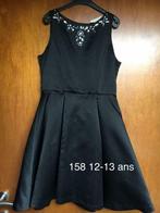 Robe type satin 158