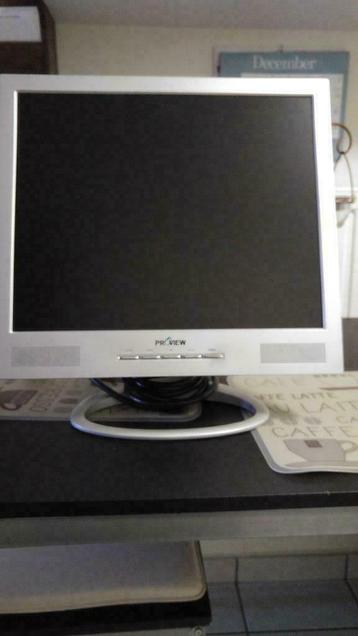 LCD COMPUTER SCHERM beschikbaar voor biedingen