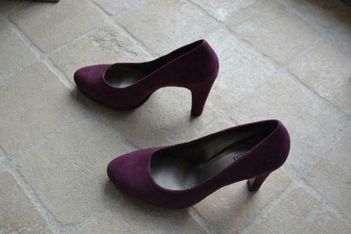 NIEUW paarse pumps maat 39, Kleding | Dames, Schoenen, Nieuw, Schoenen met hoge hakken, Overige kleuren, Ophalen of Verzenden