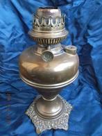 Lampe à Pétrole en Cuivre, pied en Bronze., Antiquités & Art, Curiosités & Brocante, Enlèvement