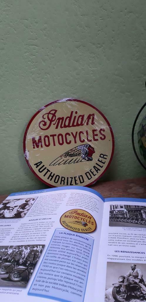 Metalen reclamebord in reliëf Indian Motocycles, Verzamelen, Merken en Reclamevoorwerpen, Nieuw, Reclamebord, Verzenden
