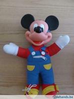 Aankleedpop Mickey Mouse, Gebruikt