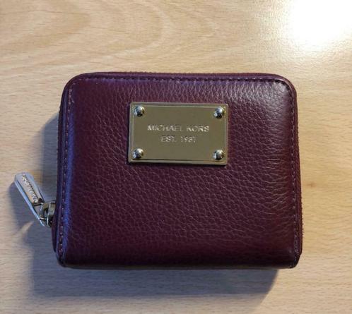 Splendide Michael Kors Portefeuille en cuir grainé. Bordeaux, Handtassen en Accessoires, Tassen | Damestassen, Zo goed als nieuw