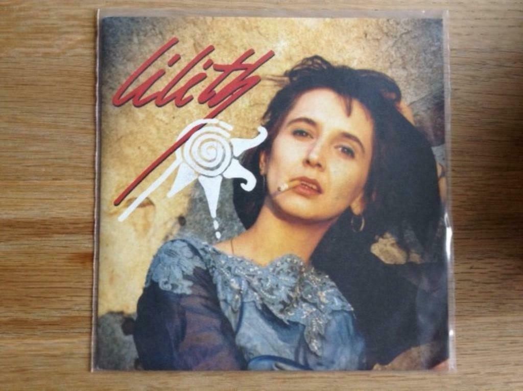 single lilith, CD & DVD, Vinyles Singles, Single, Rock et Metal, 7 pouces, Enlèvement ou Envoi