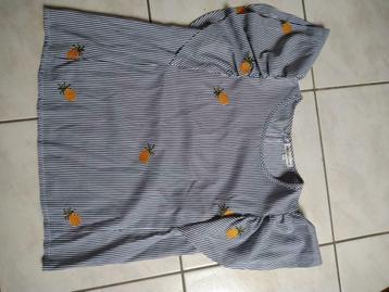 Leuk bloesje van Millenium maat M beschikbaar voor biedingen