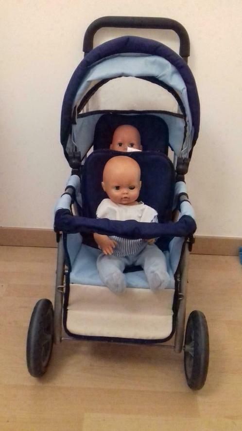 poussette jumelle pour poupées avec les 2 bébés, Enfants & Bébés, Jouets | Poupées, Utilisé, Enlèvement