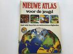 Nieuwe atlas voor de jeugd, Boeken, Gelezen, Ophalen of Verzenden