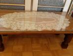 À vendre  table de salon avec vitre dentelle