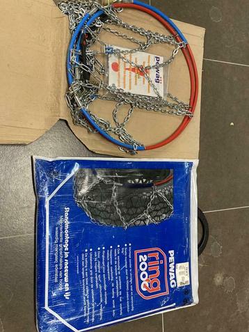  Kettingen voor 13,14,15 of 16´´ banden beschikbaar voor biedingen