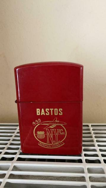 Ancien grand briquet de table publicitaire BASTOS, Briquet