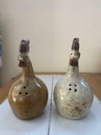 Ancien lot de 2 petites poules j line sel et poivre