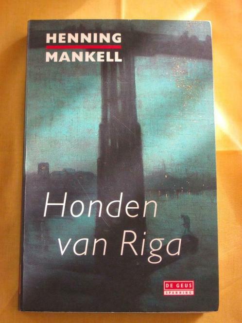 Henning Mankell - Honden van Riga, Boeken, Thrillers, Zo goed als nieuw, Scandinavië, Ophalen of Verzenden