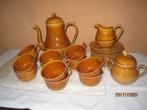 Vintage 27- delig koffieservies honinggeel,met wafelmotief., Antiek en Kunst, Ophalen