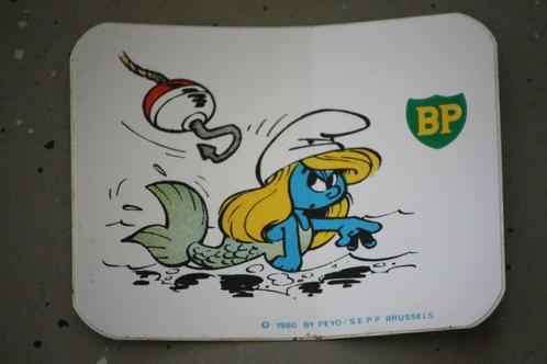 Zeer leuke Sticker - BP - De Smurfen - Vissen - Sport, Verzamelen, Smurfen, Nieuw, Overige typen, Smurfin, Ophalen of Verzenden