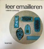 Leer emailleren, Valerie Conway, Enlèvement