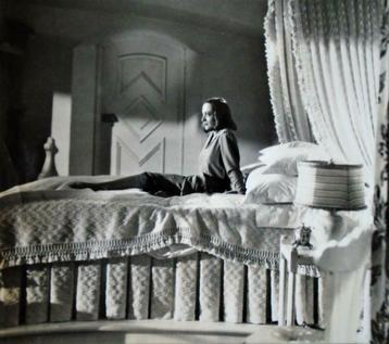Film - Grand Hotel - 1932 - Joan Crawford, Enlèvement ou Envoi, Utilisé, Film, Photo ou Carte