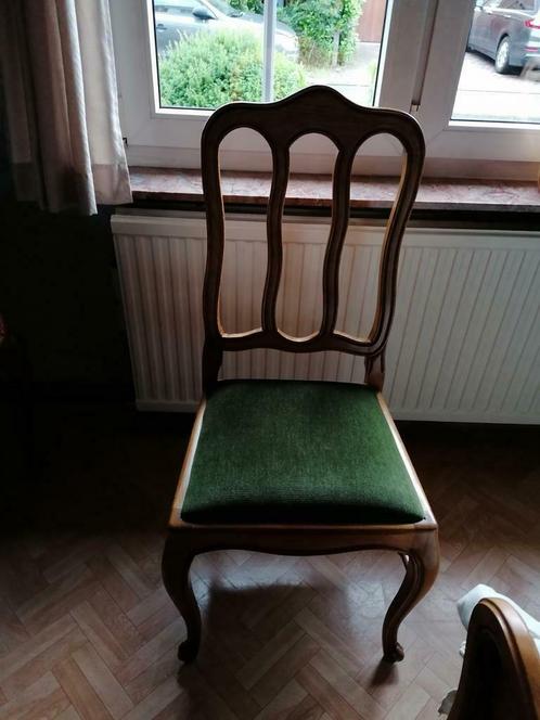 Vintage /2 stoelen in massief  hout, bekleding mohair, Antiek en Kunst, Antiek | Meubels | Stoelen en Sofa's, Ophalen