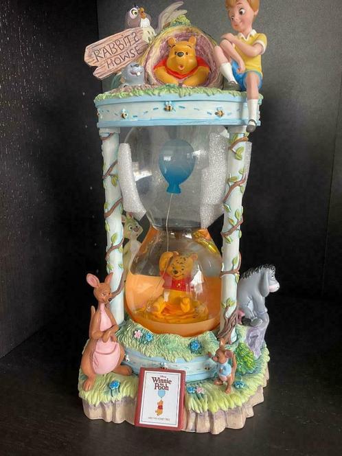 Disney Limited Edition Winnie The Pooh Snow Globe, Verzamelen, Disney, Nieuw, Beeldje of Figuurtje, Winnie de Poeh of vrienden