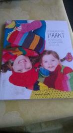haak boek lannoo eenvoudige en draagbare spullen haken, Hobby en Vrije tijd, Breien en Haken, Ophalen of Verzenden, Gebruikt, Haken