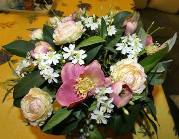 Bouquet permanent de fleurs, décoration d’intérieur beschikbaar voor biedingen