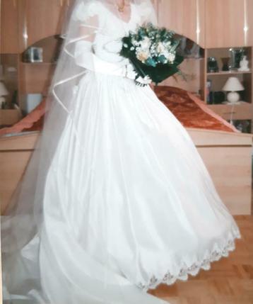 À vendre robe de mariée tout complet taille 38, Enlèvement, Comme neuf, Robe de mariée