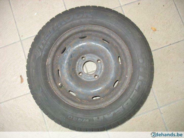 Winterbanden met stalen velgen 4x108 Peugeot Partner, Auto-onderdelen, Banden en Velgen, Band(en), Winterbanden, Gebruikt, Ophalen