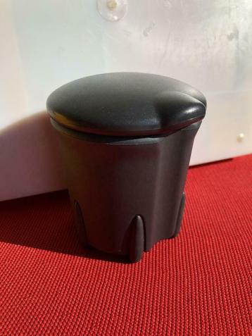 Renault Megane 3 asbak beschikbaar voor biedingen