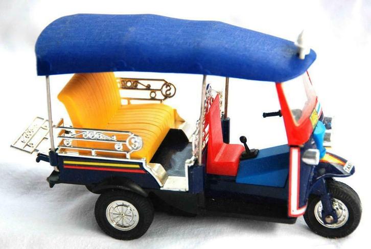 Tuk tuk - Scooter taxi F202, Hobby & Loisirs créatifs, Modélisme | Voitures & Véhicules, Neuf, Enlèvement