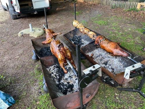 Tourne broche méchoui Bbq Bbq brochettes (à louer), Hobby & Loisirs créatifs, Articles de fête | Location, Neuf, Enlèvement ou Envoi